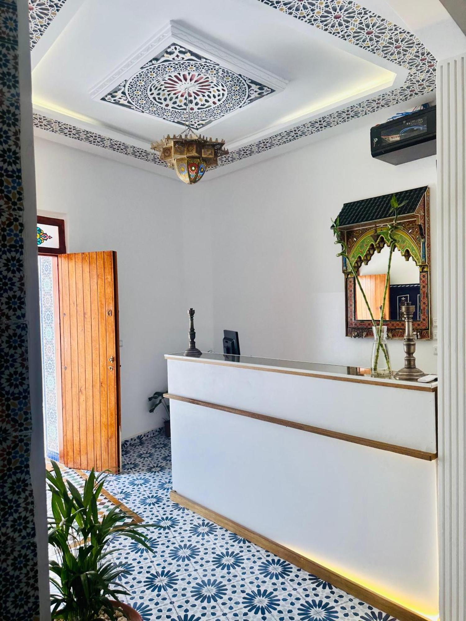 Dar Laghrib Hotel Tanger Luaran gambar